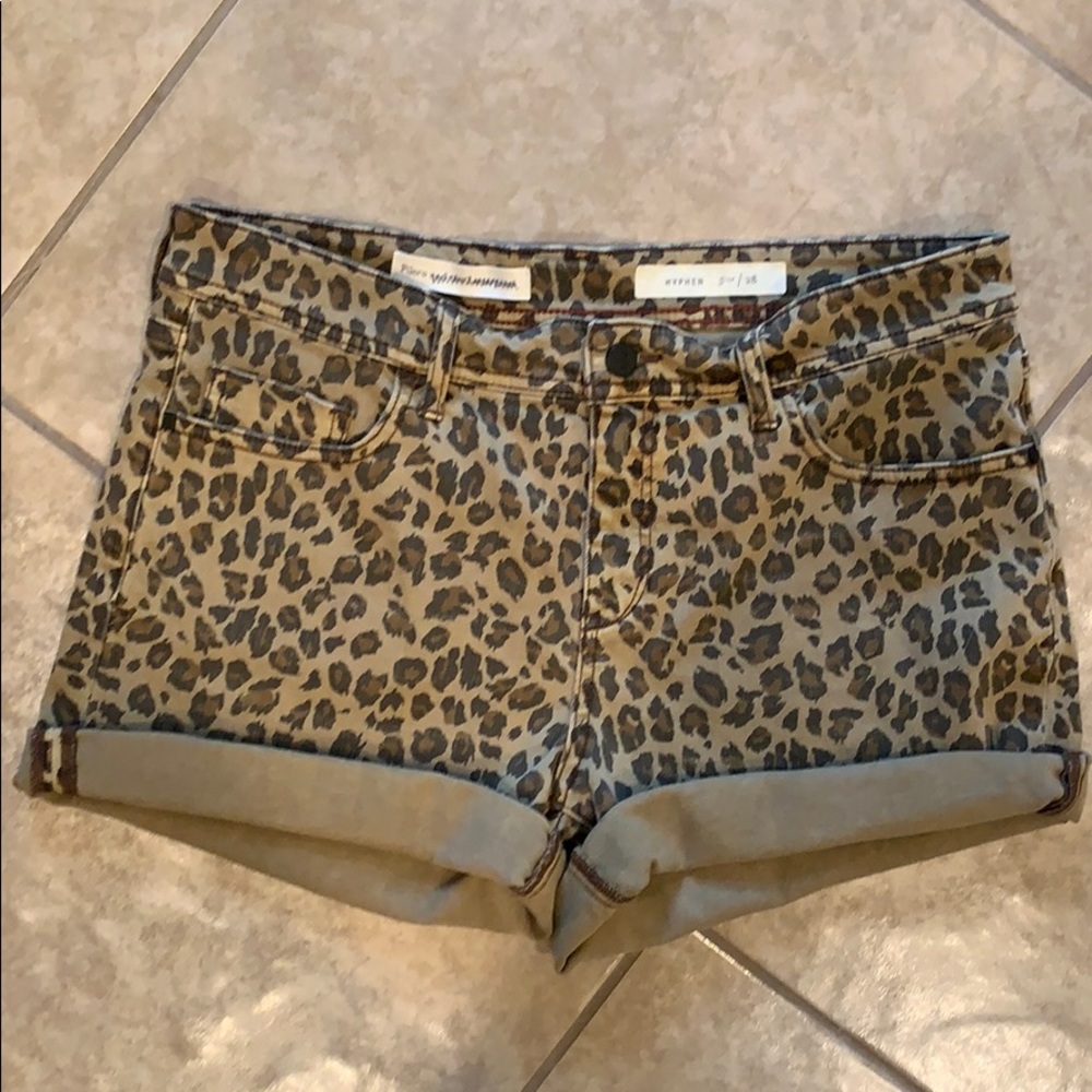 Anthropologie Pilcro Hypen Leopard shorts